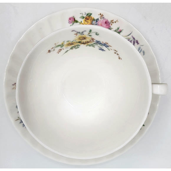 Royal Doulton Arcadia H4802 Cup & Saucer Set Floral Bone China England - Picture 5 of 8